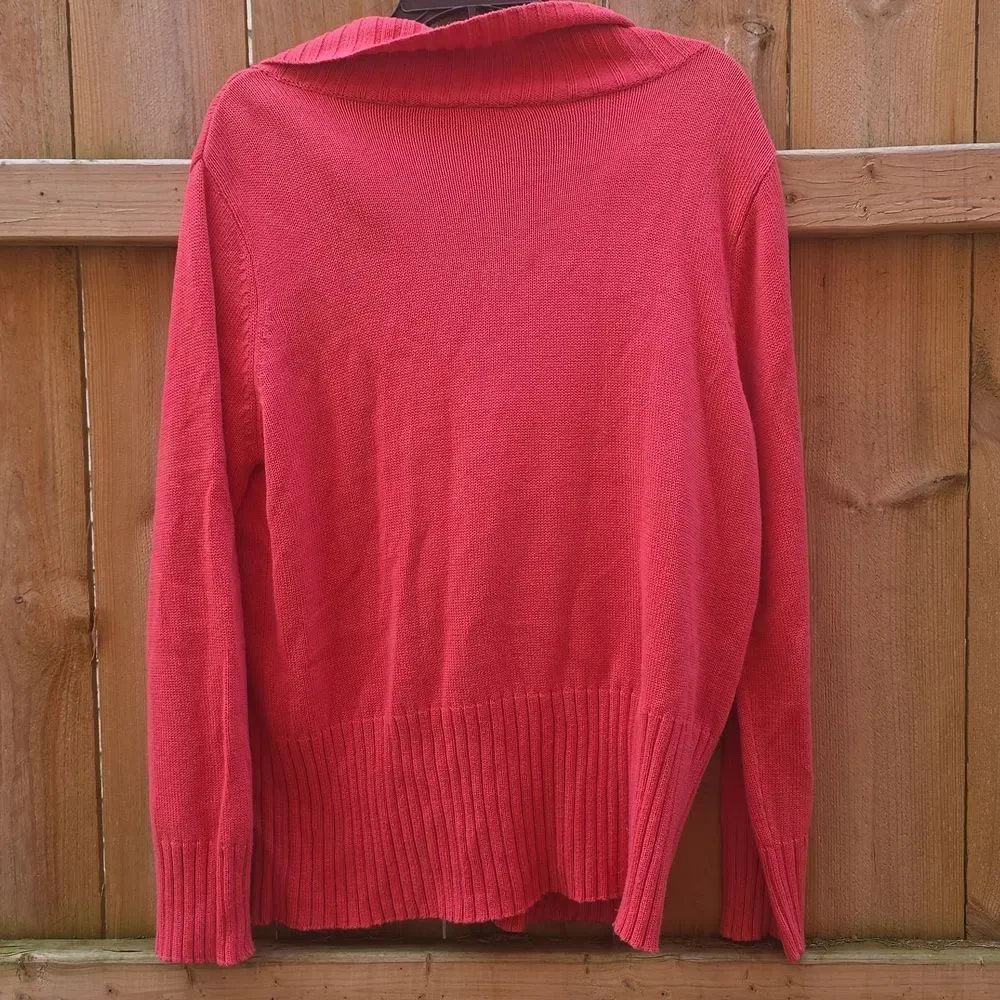 Women's Pink Sweater